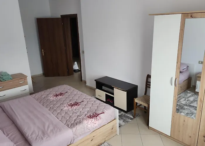 A-tirana Bus Terminal Appartement *